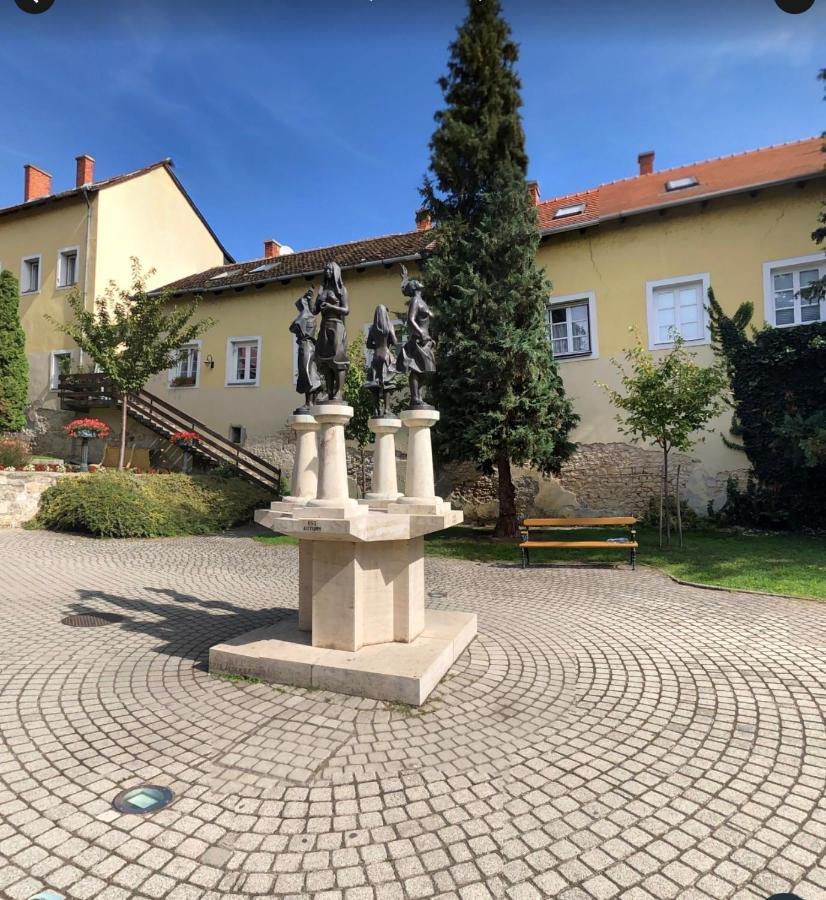 Negy Evszak Apartman- Тапольца Экстерьер фото